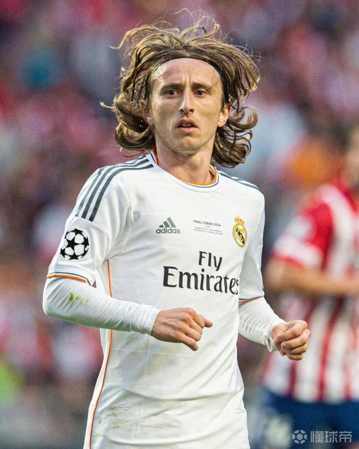 记者：利物浦与科纳特未就续约达成协议，球员方已与皇马联系