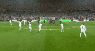 弗里克：佩德里有可能首发；收到消息后我起床看了皇马的集锦