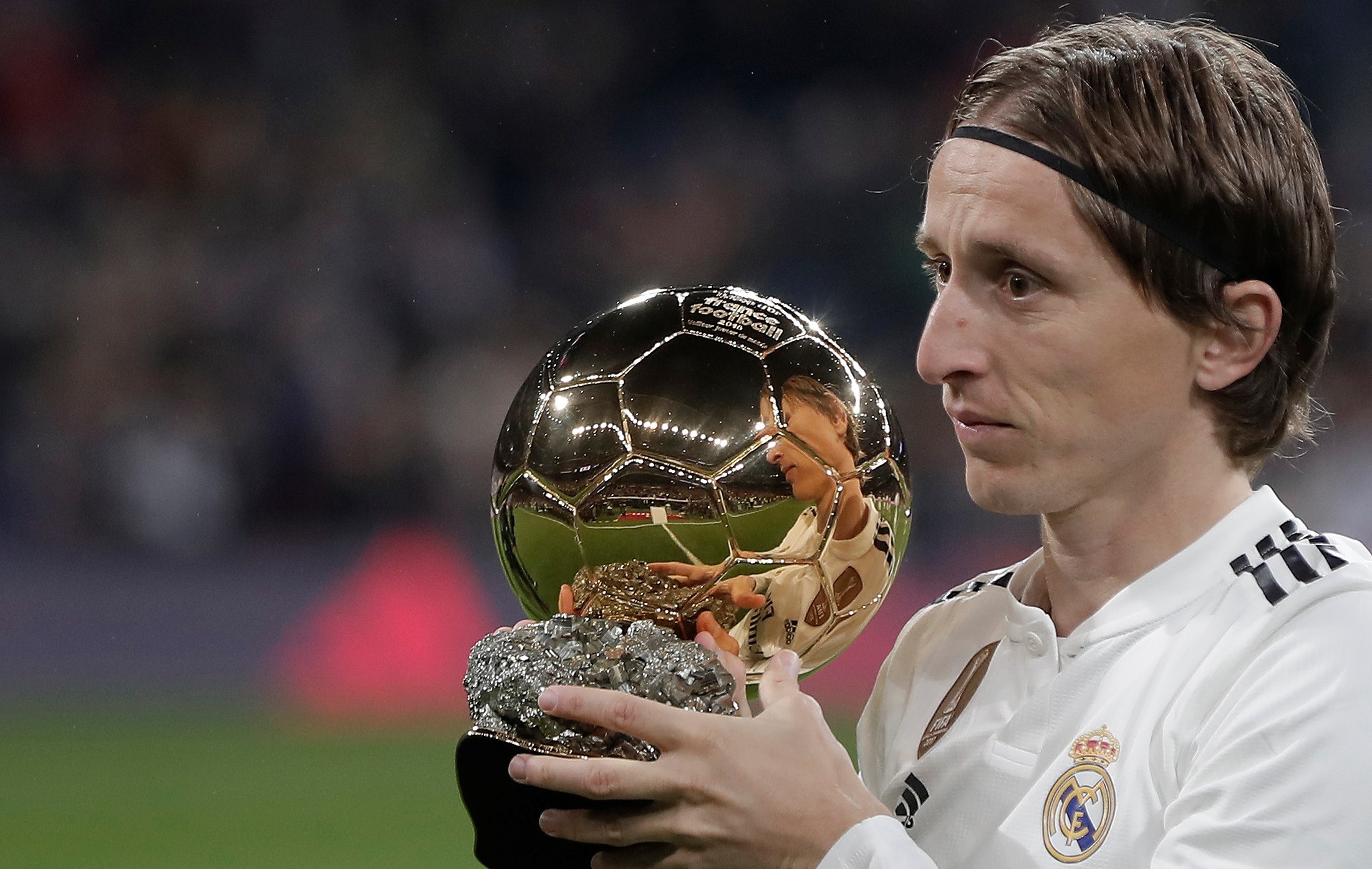 德拉富恩特：赢球是最难的，这种提醒时不时来一下也不是坏事