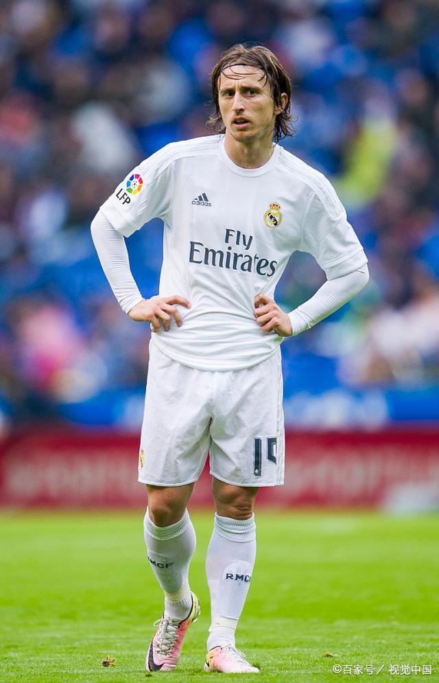 世界杯球场启用新冷却系统，科技感十足