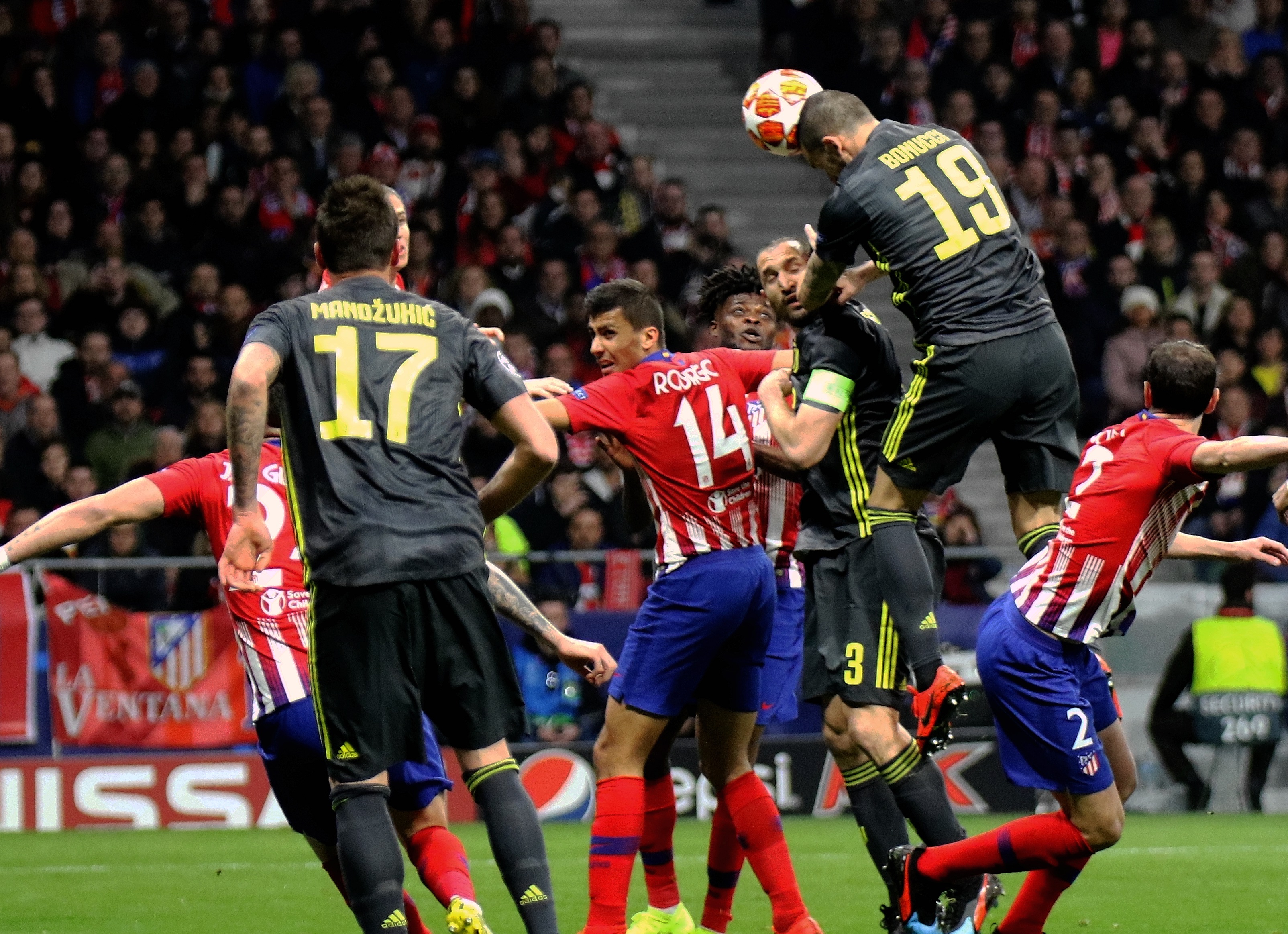 热议泰州夺冠：点球明显练过；业余赛事已是中国足球重要部分